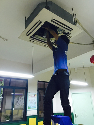 沙坪壩樹人小學空調清洗